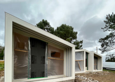Imagen de una casa en construcción con el sistema Walluminium